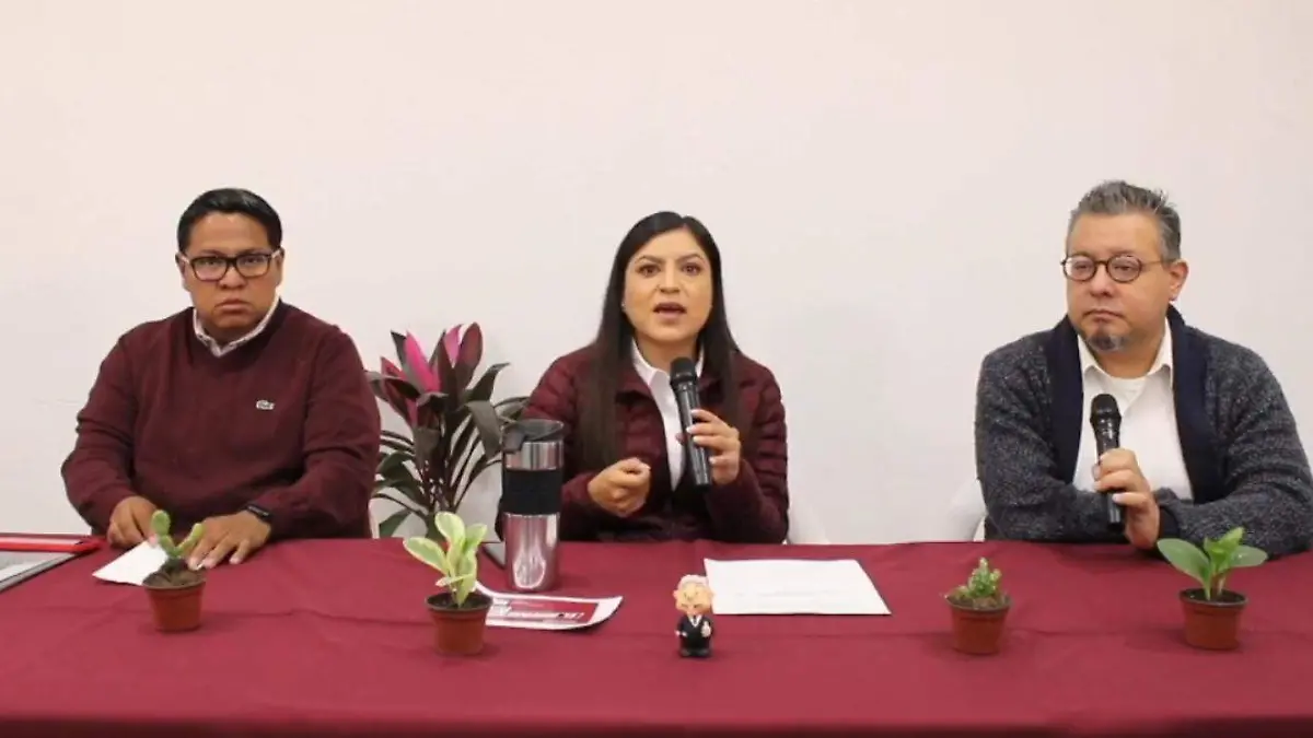 CLAUDIA RIVERA