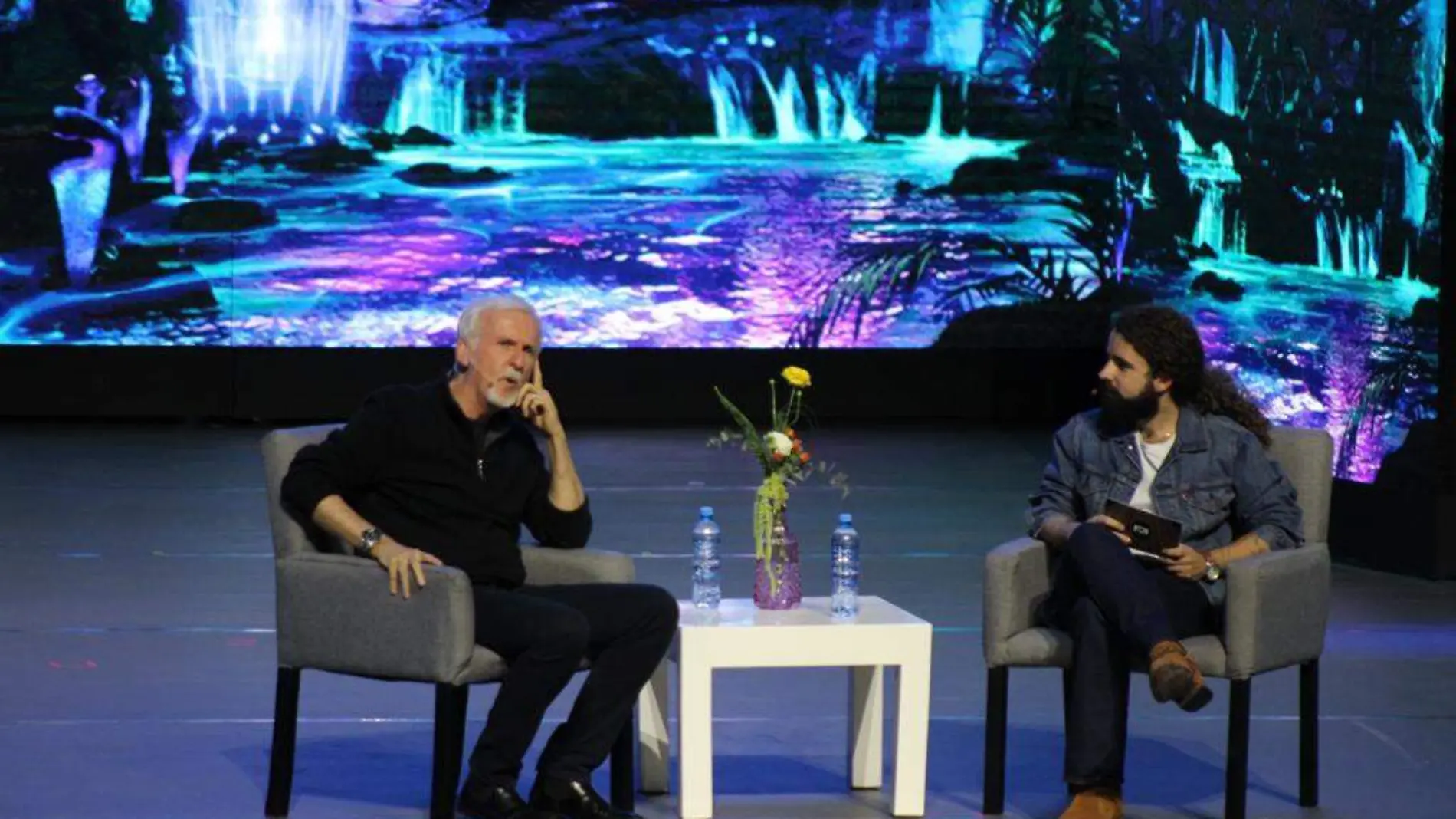 James Cameron, el afamado director de cine, se presenta en Puebla 