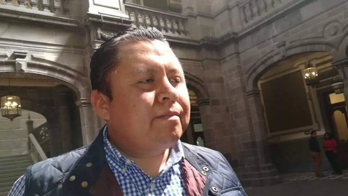 Gonzalo Juárez Méndez tiene que indemnizar a su ex asesor, Rubén N., por despido injustificado y falta de pagos desde hace cuatro años