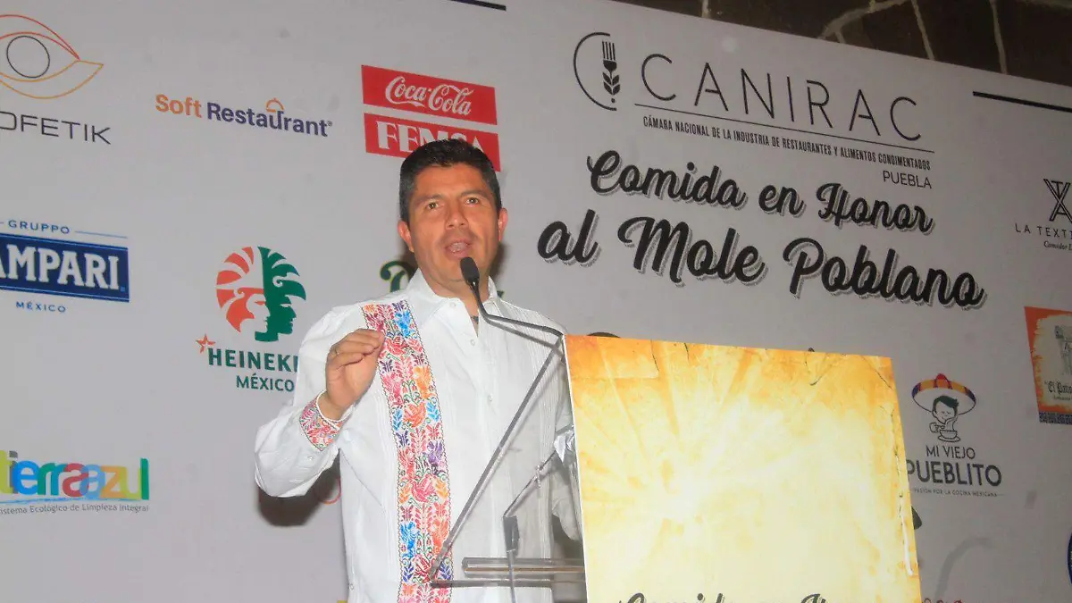 CANIRAC realiza evento para destacar la tradición del mole poblano