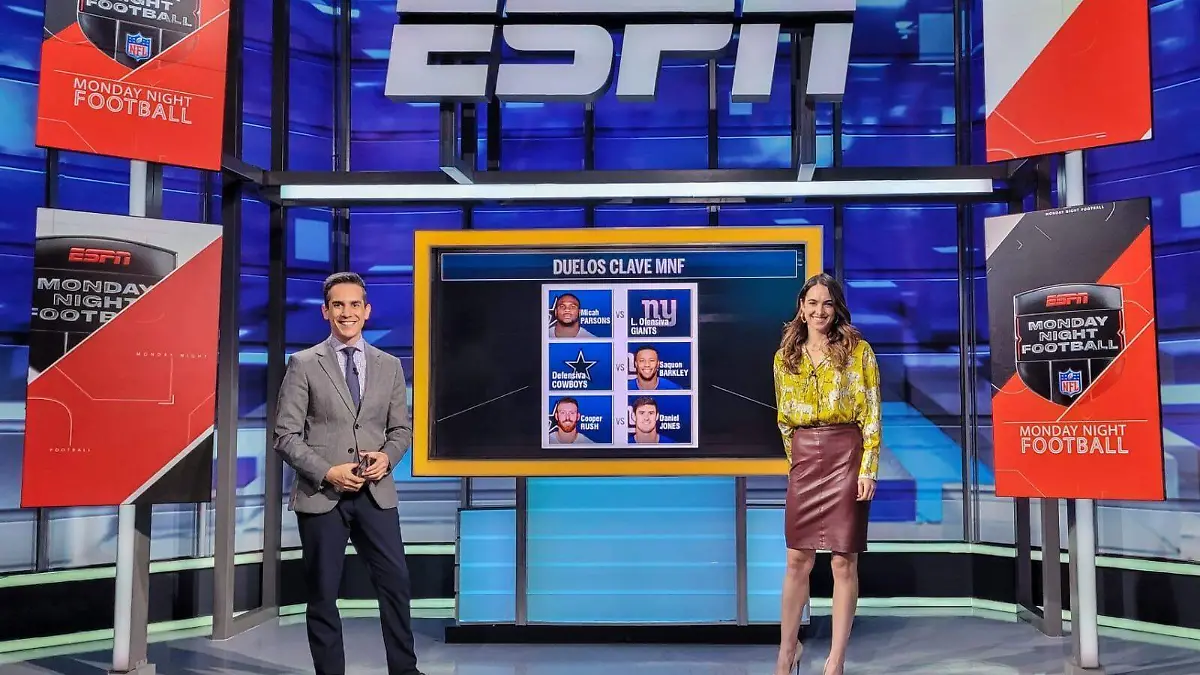 Recientemente fue nombrada como la nueva voz principal del Monday Night Football de ESPN