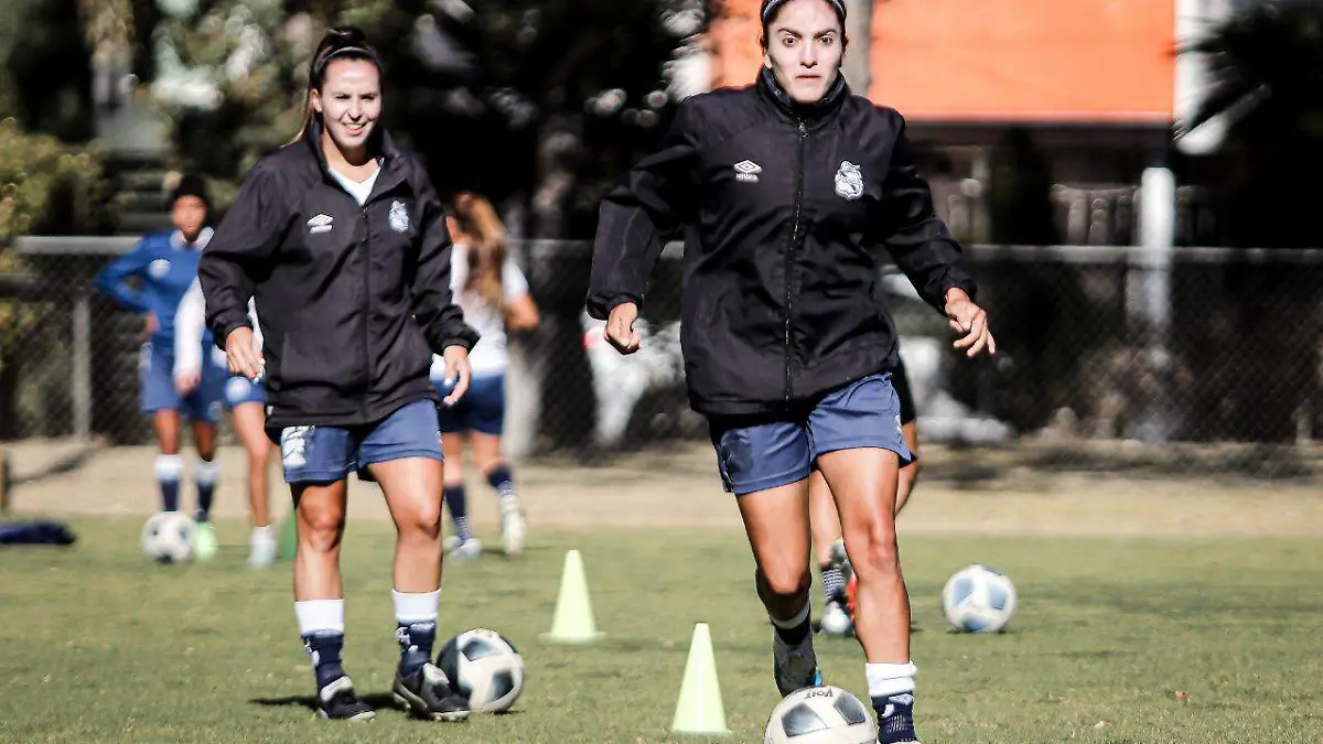 Las campeonas se presentan en el Cuauhtémoc