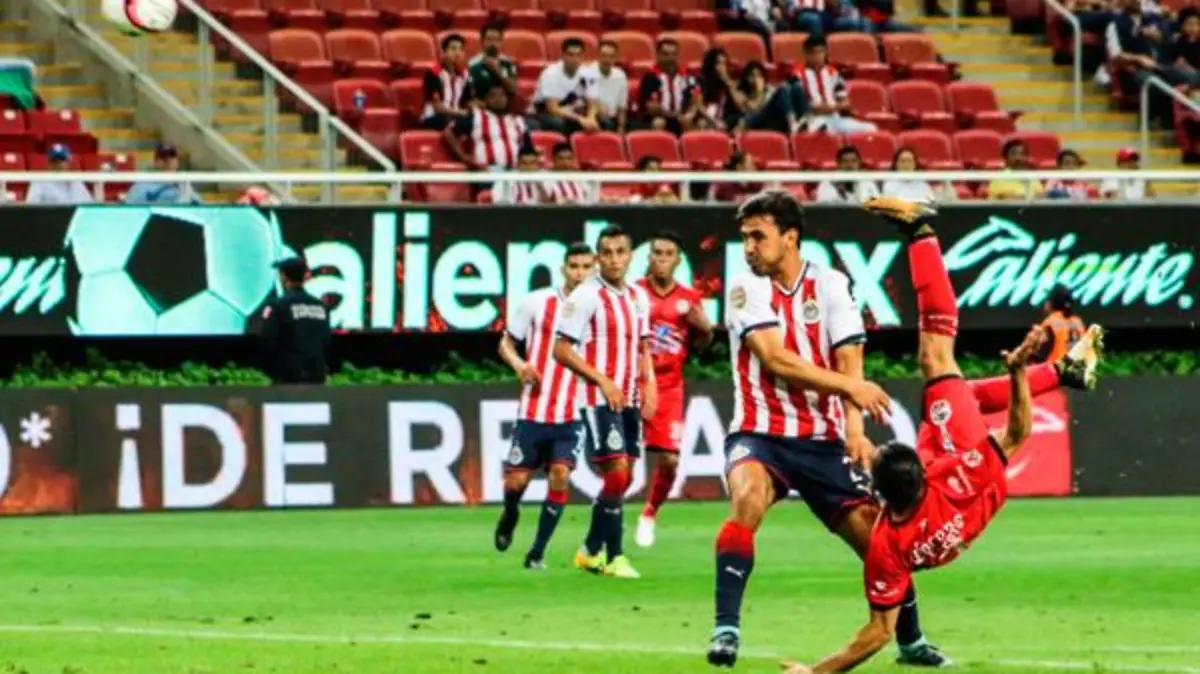 Amaury-Escoto-30p-byn