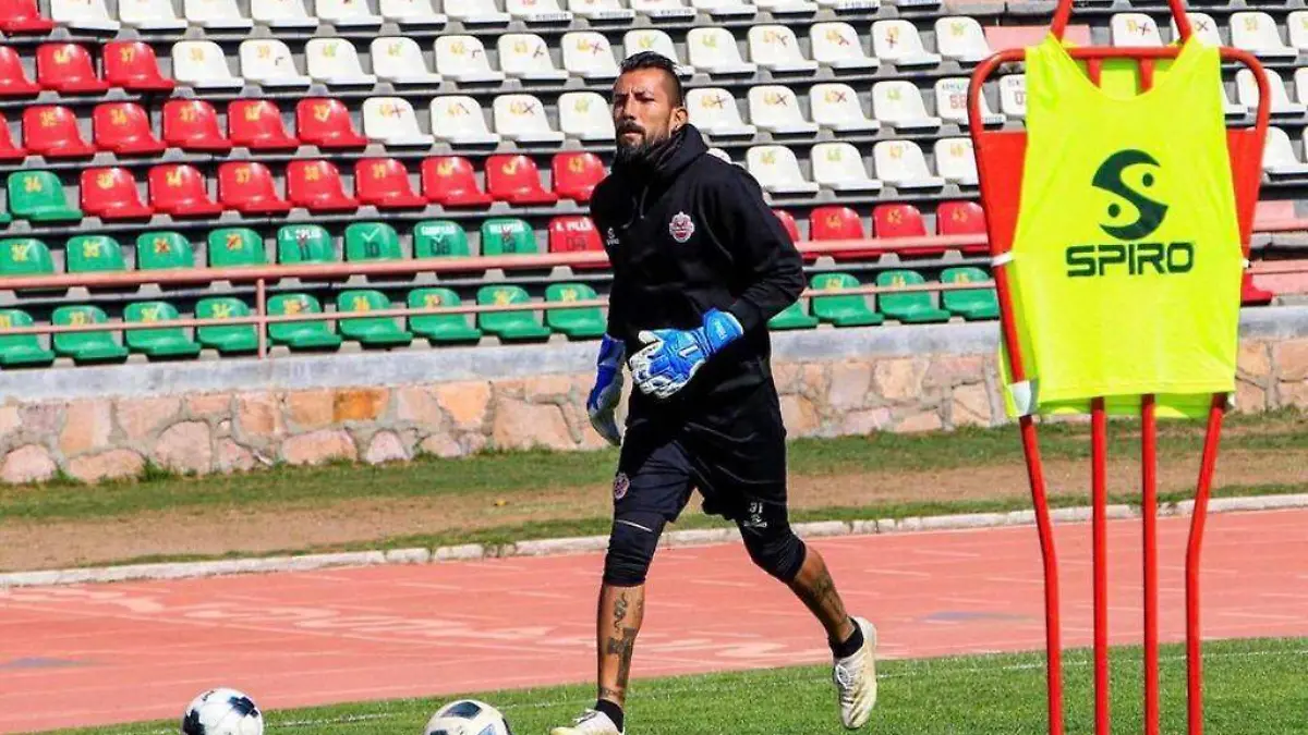 Miguel Ángel Fraga con Mineros en el último torneo