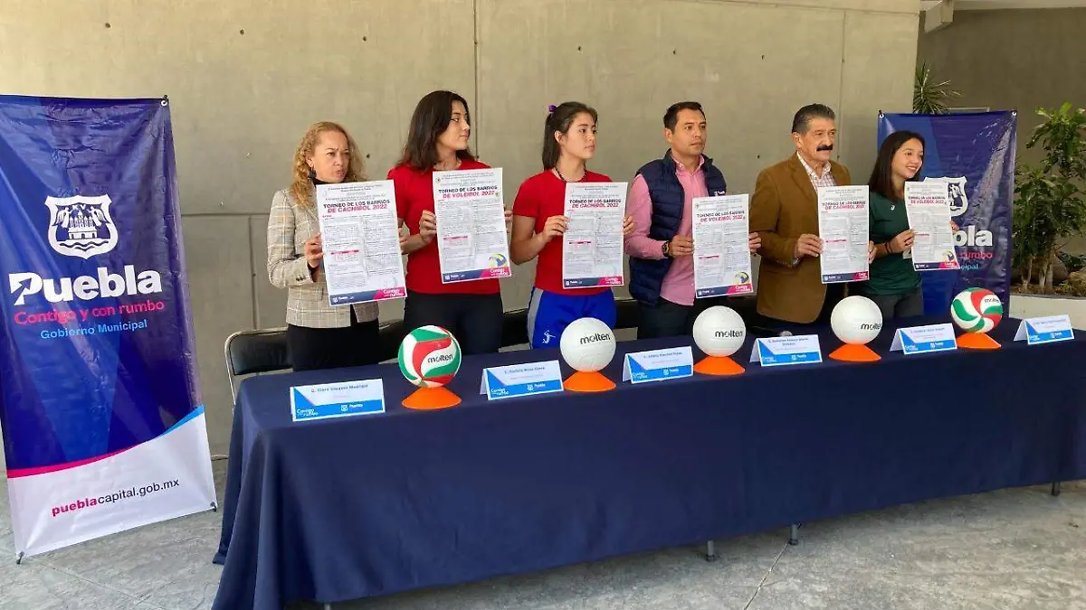 Con la presencia del presidente de la Asociación Poblana de Voleibol Humberto Salas Valerdi se presentó el torneo