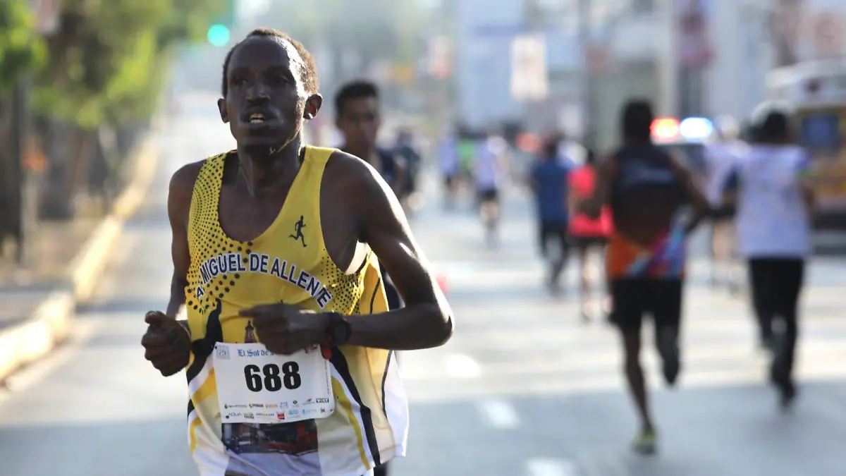 Carrera el Sol de Puebla Erik dos