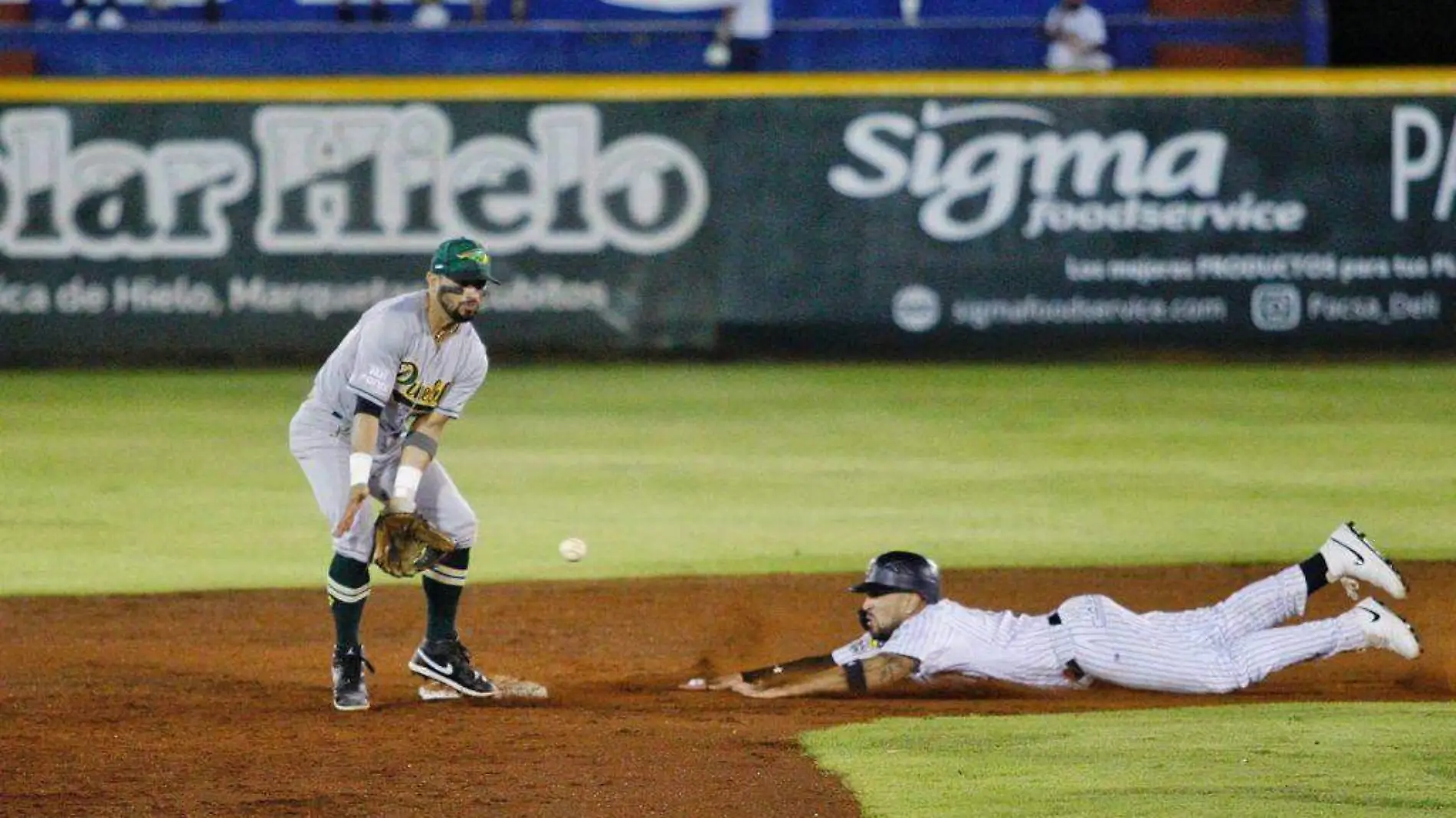 Pericos-vs-Tigres-J3-2021-15