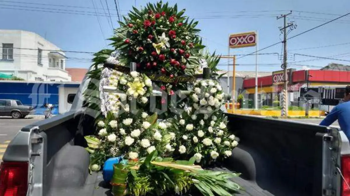 sepultan a policia