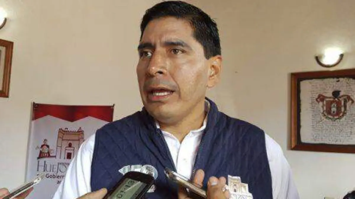 Carlos-Morales-471x314