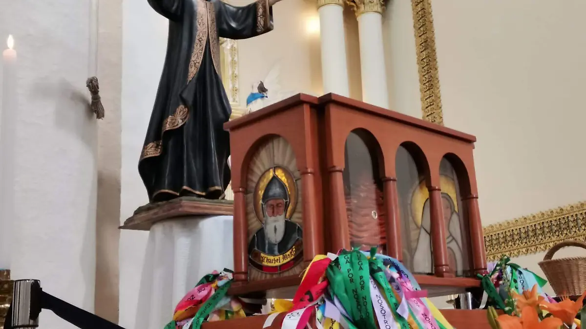 Llegan a Teziutlán, las reliquias de San Charbel