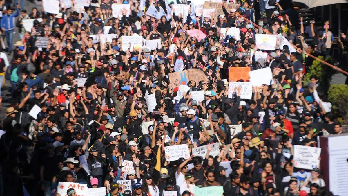 3MEGAMARCHA6