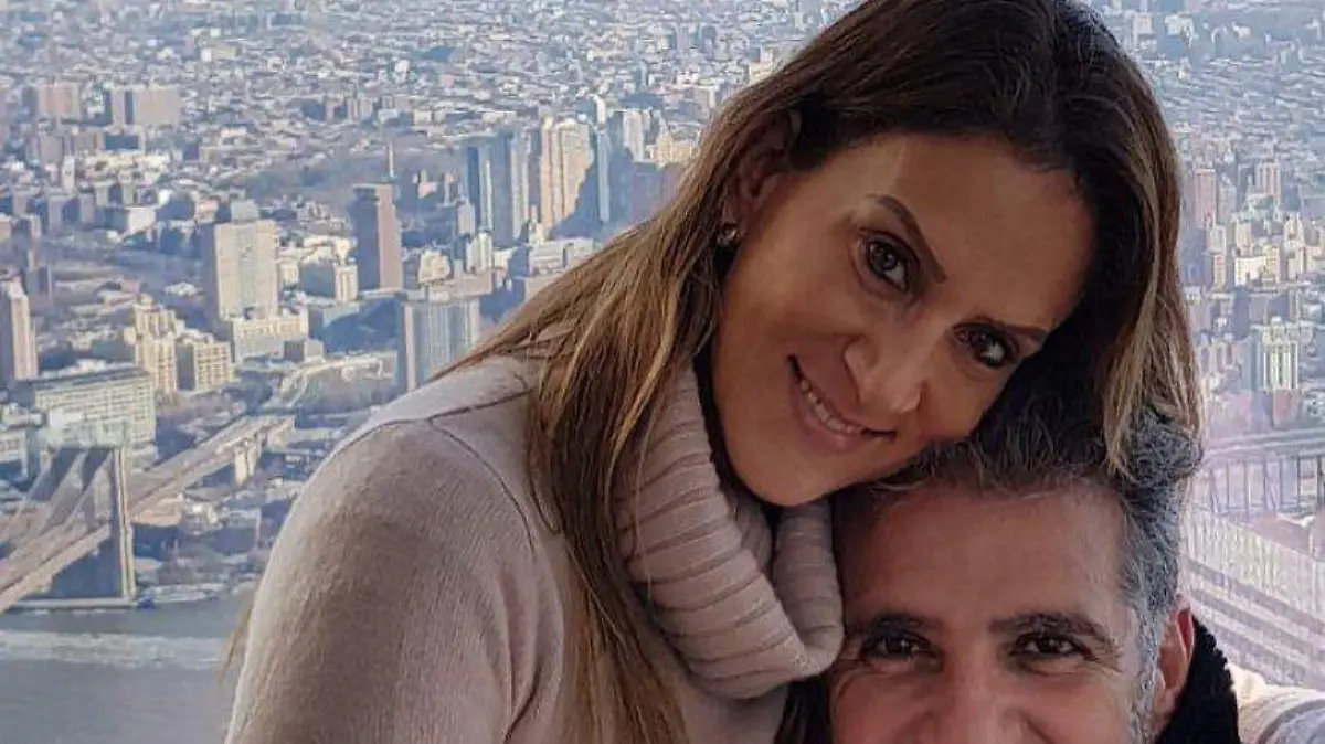 Vero y Moisés Salame en One World Trade Center, NY.  Instagram: veronica_salame.