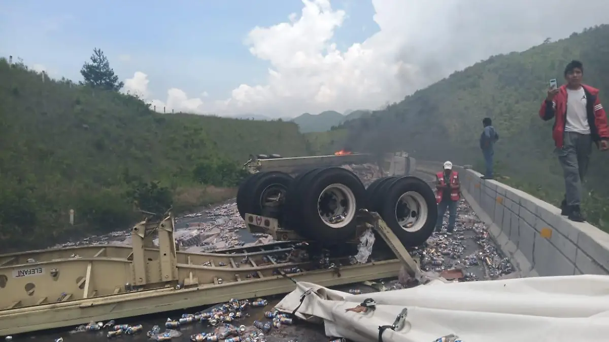 TRAILER CERVZAS