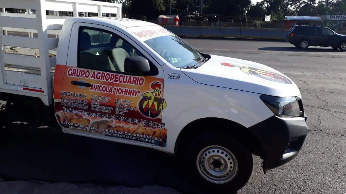 camioneta pollo