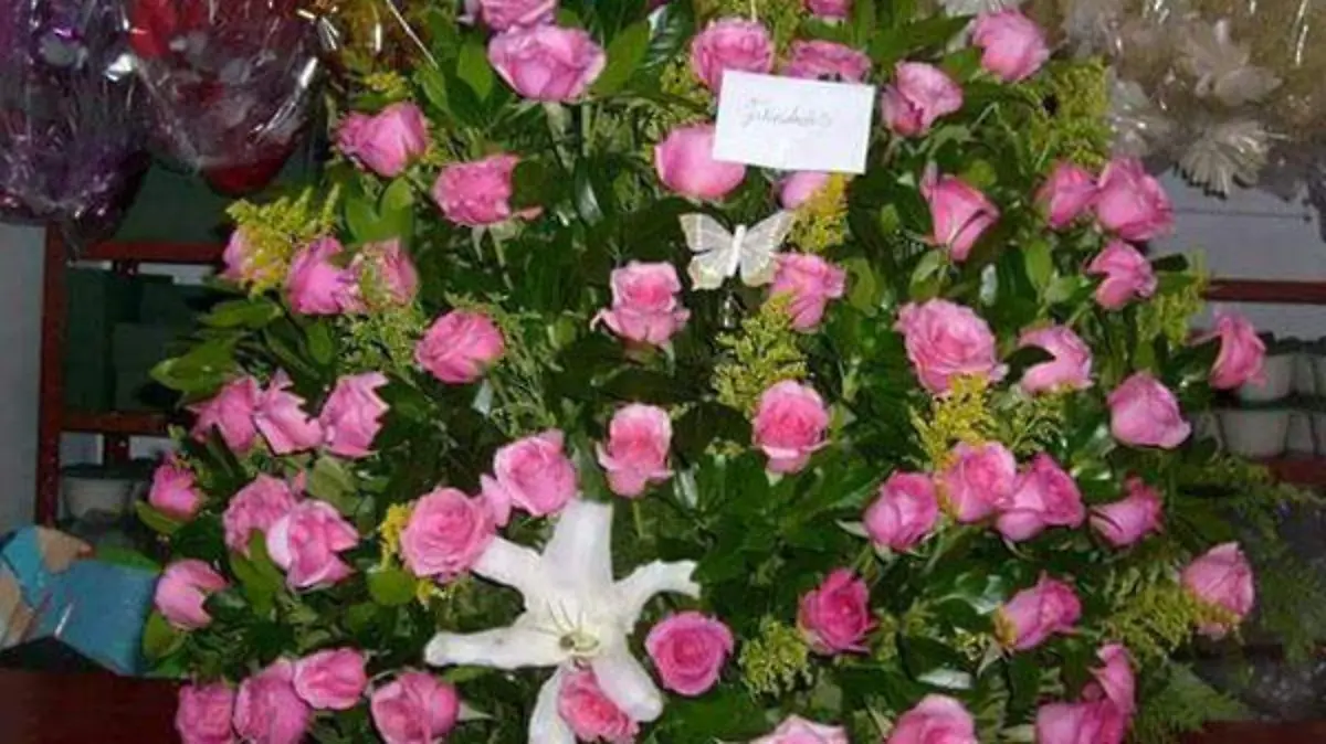 ROSAS DÍA DE LAS MADRES