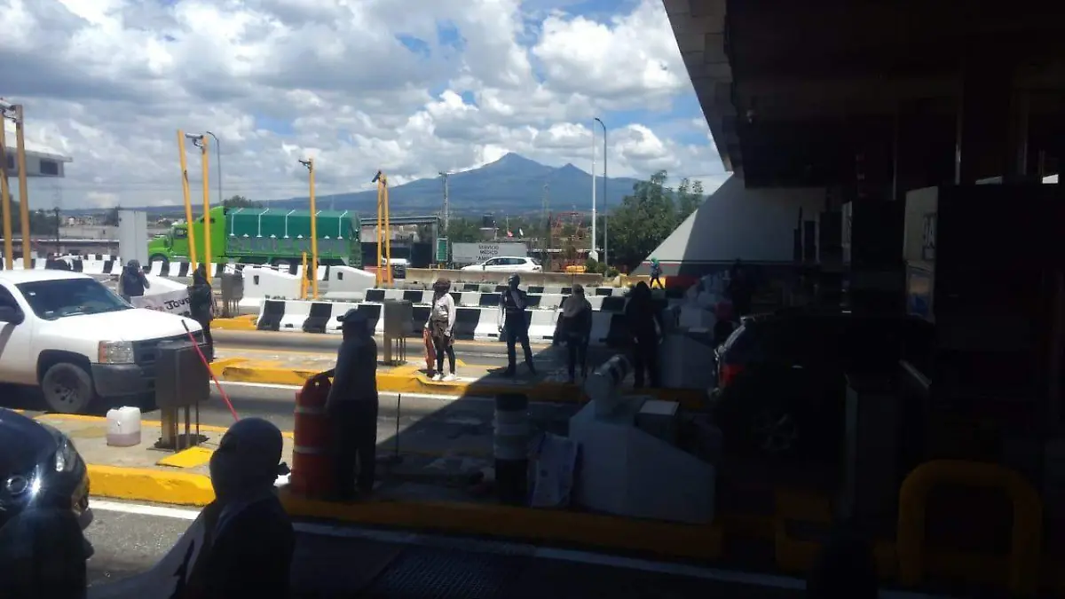 manifestantes de amozoc