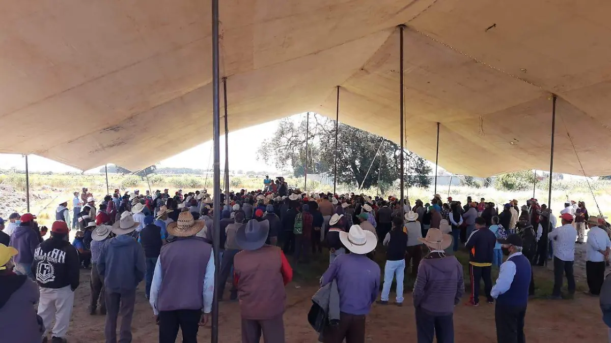EJIDATARIOS LIBRES 2 - Cortesía