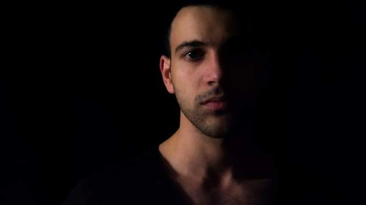 man-guy-male-black-shadow-1367821-pxhere.com