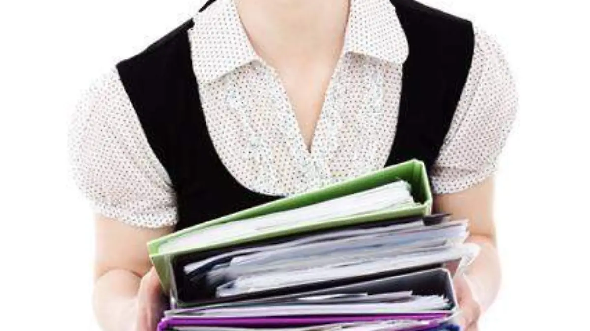 hand-person-people-female-young-finger-1258671-pxhere.com