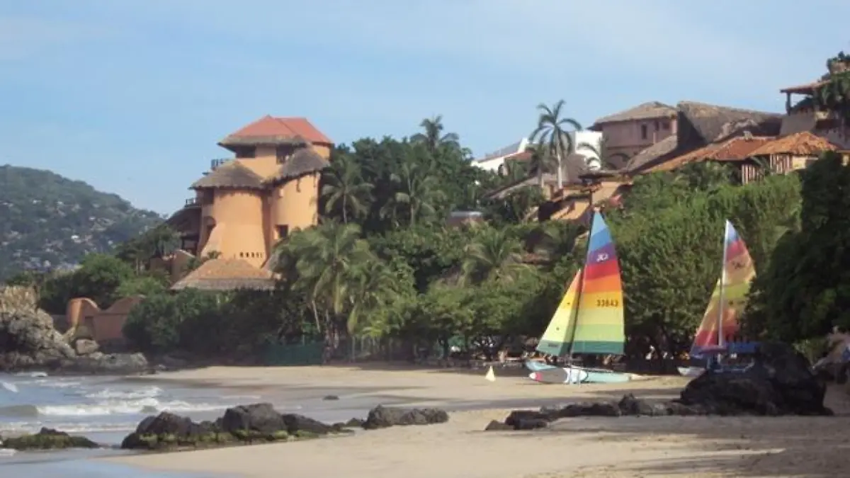 zihua ixtapa 215