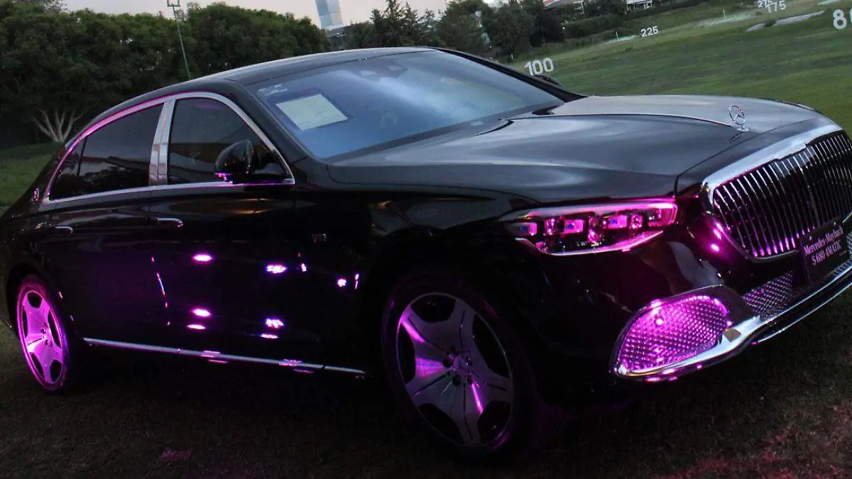 Maybach Experience El lujo y los astros cuerpos celestes se realizó en Puebla