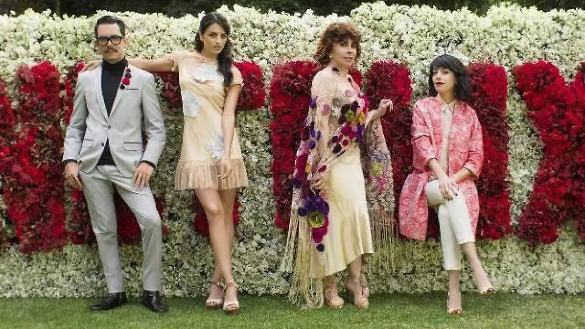 LA CASA DE LAS FLORES