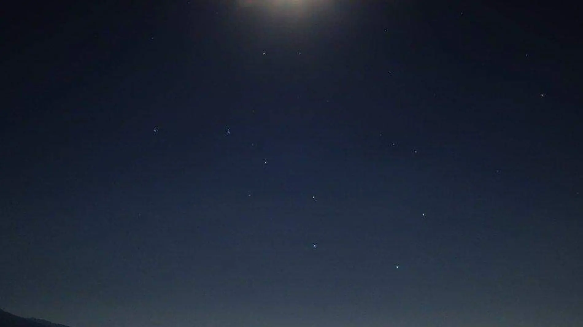 El brillo de la Luna, luz que refleja del Sol