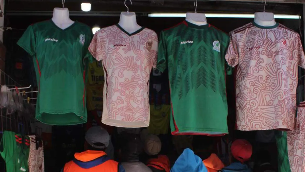La justa mundialista de Qatar 2022 se encuentra a la vuelta de la esquina, por lo que en Puebla ya se encuentran a la venta las dos playeras