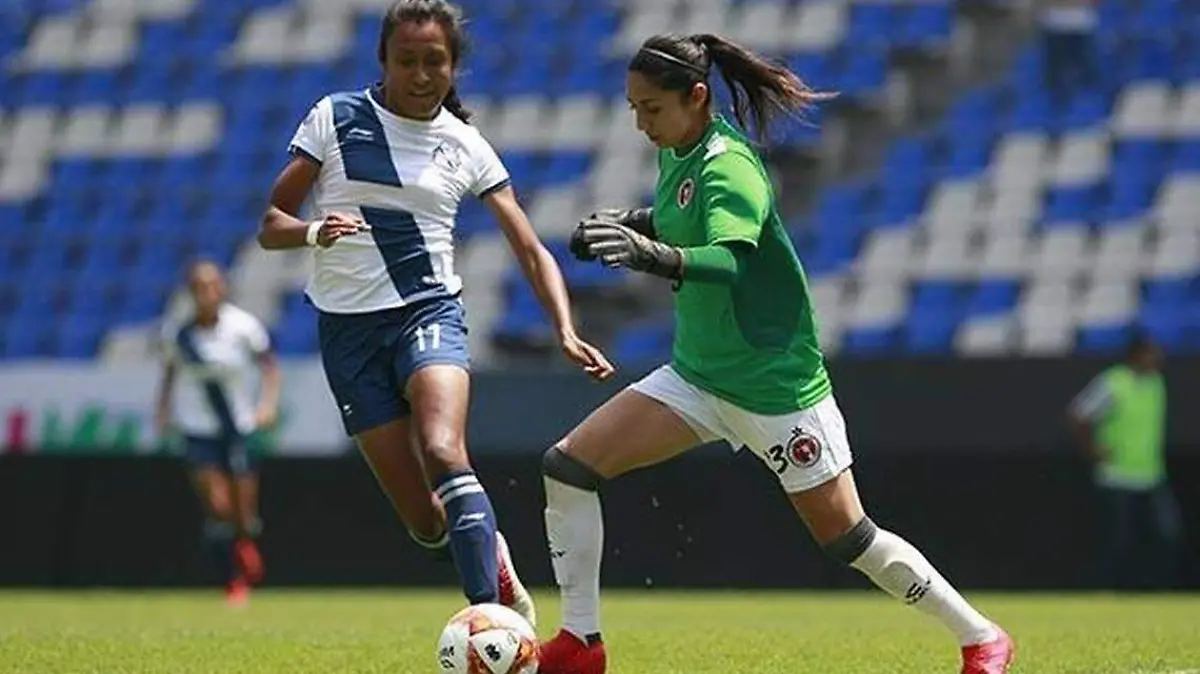 La  delantera