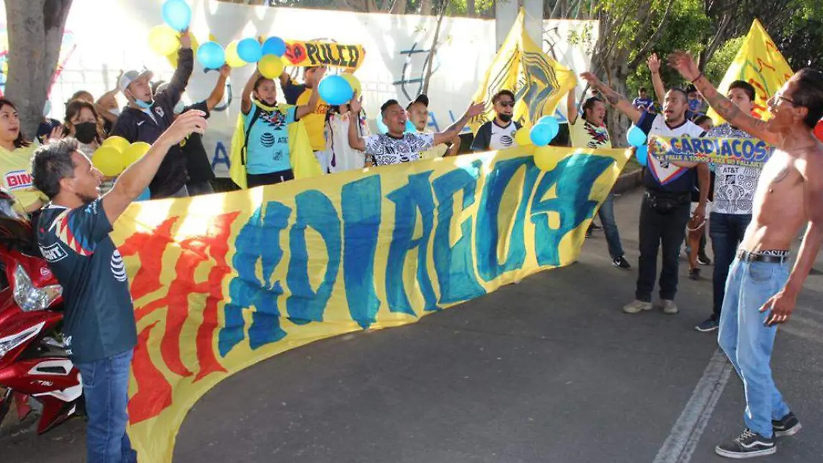 Los Cardíacos asistieron a alentar al equipo de sus amores