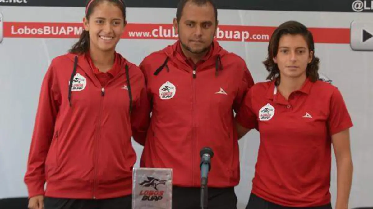 en conferencia 42pcolor