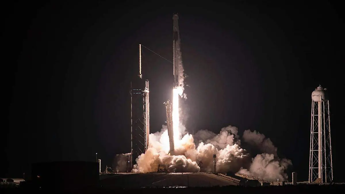 Dentro de los proyectos con los que cuenta el multimillonario Elon Musk y que podría ser considerado como uno de los más ambiciosos se encuentra la compañía SpaceX,