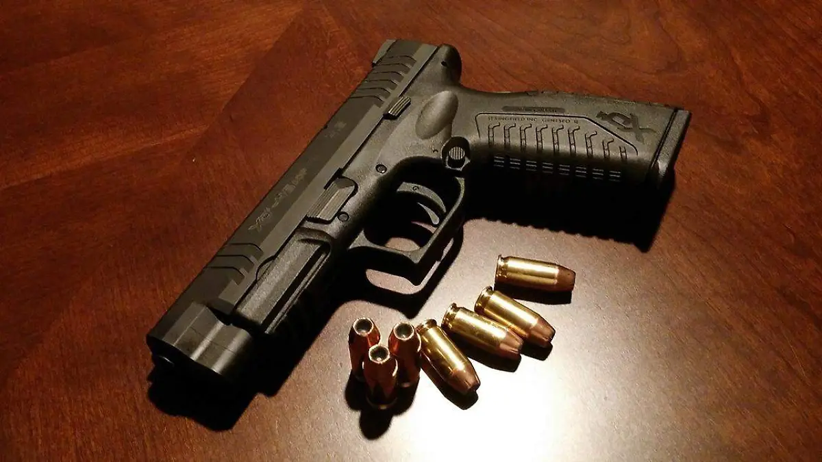 A diferencia de Estados Unidos, en México existe un control más riguroso en cuanto a la venta de armas