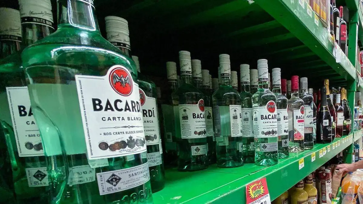 Los diferentes organismos del gobierno deben supervisar que los productos que se comercializan en nuestro país cumplan con las distintas normas