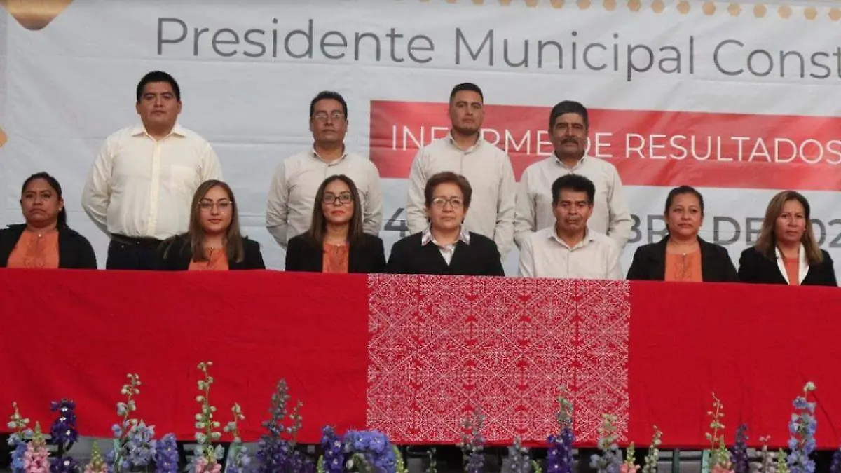 Presidenta municipal saliente Tepexi de Rodrìguez 