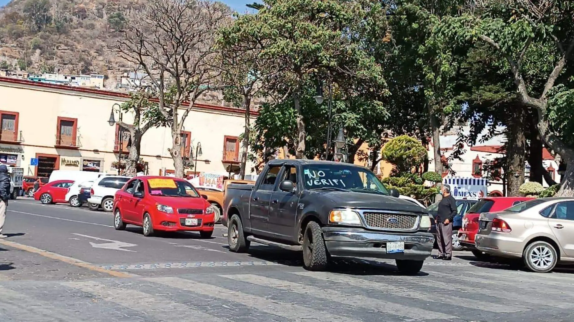 Habitantes de Atlixco se manifiestan contra programa de Verificación Vehicular