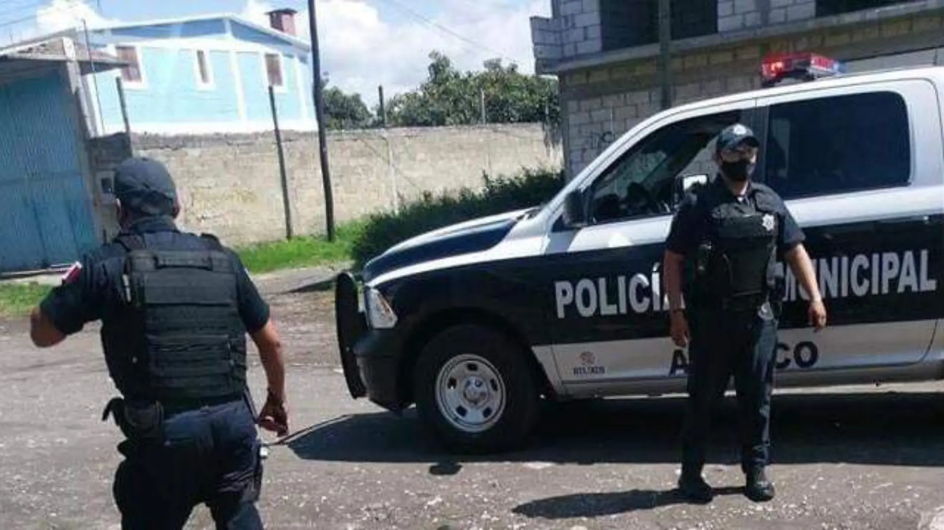 policias