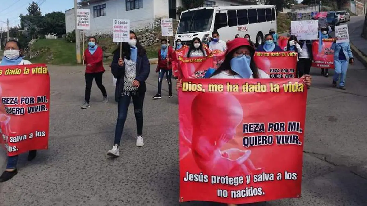 Las movilizaciones fueron convocadas por la Arquidiócesis de Puebla y la Conferencia Episcopal Mexicana