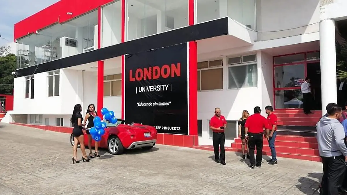 london university teziutlán