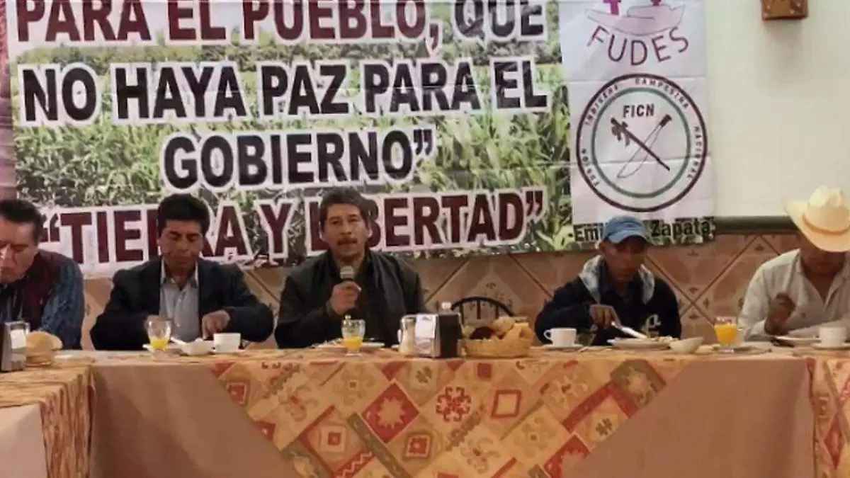 desalojan a campesino