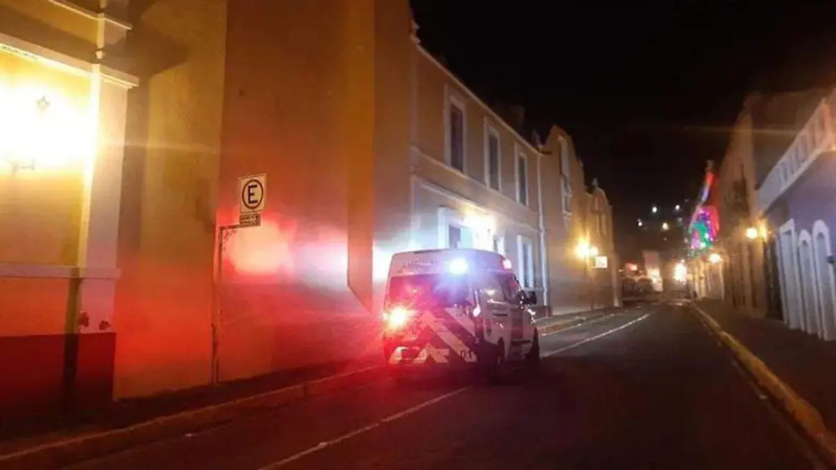 El cuerpo sin vida de un turista originario de Estados Unidos fue encontrado sin vida al interior de una habitación de un hotel