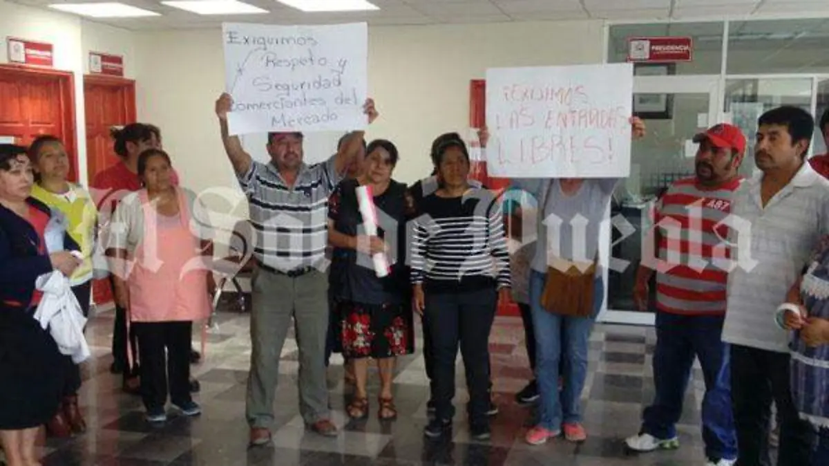 locatarios mercado tlacotepec