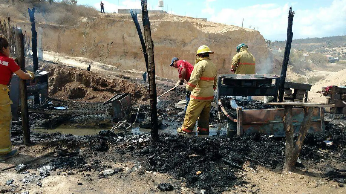 vivienda quemada