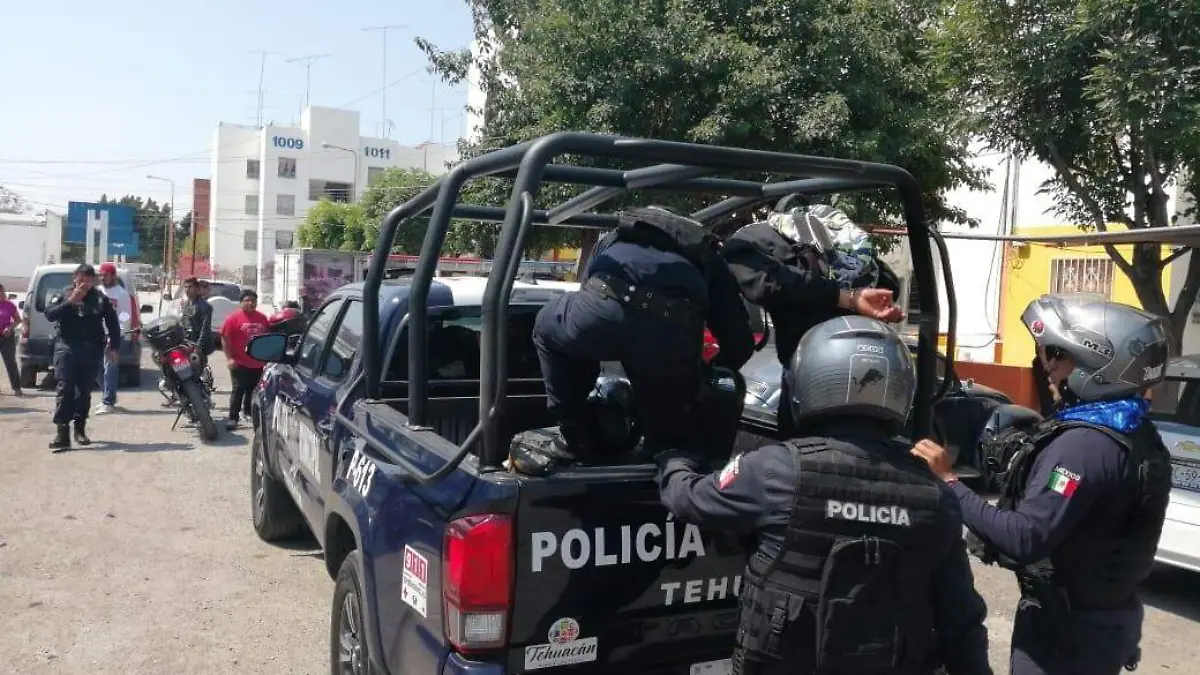 POLICIAS TEHUACAN 2