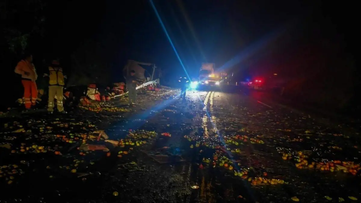 accidente automovilistico en la autopista México- Tuxpan