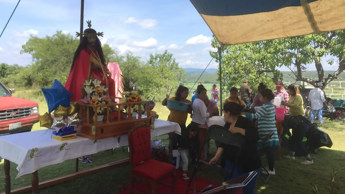 CEREMONIA EN EL TRAPICHI