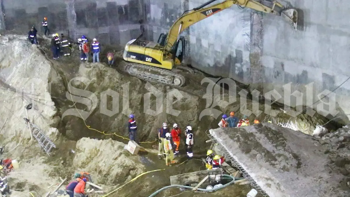 Desplome obra Texmelucan 1