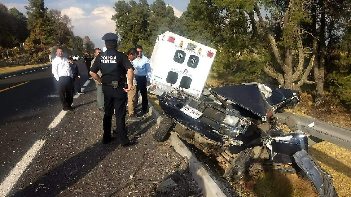 choque ambulancia issste