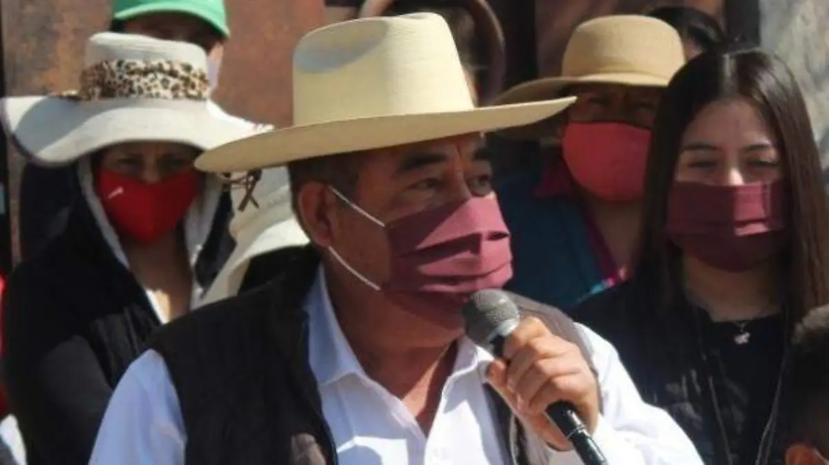 MARIO DE LA ROSA