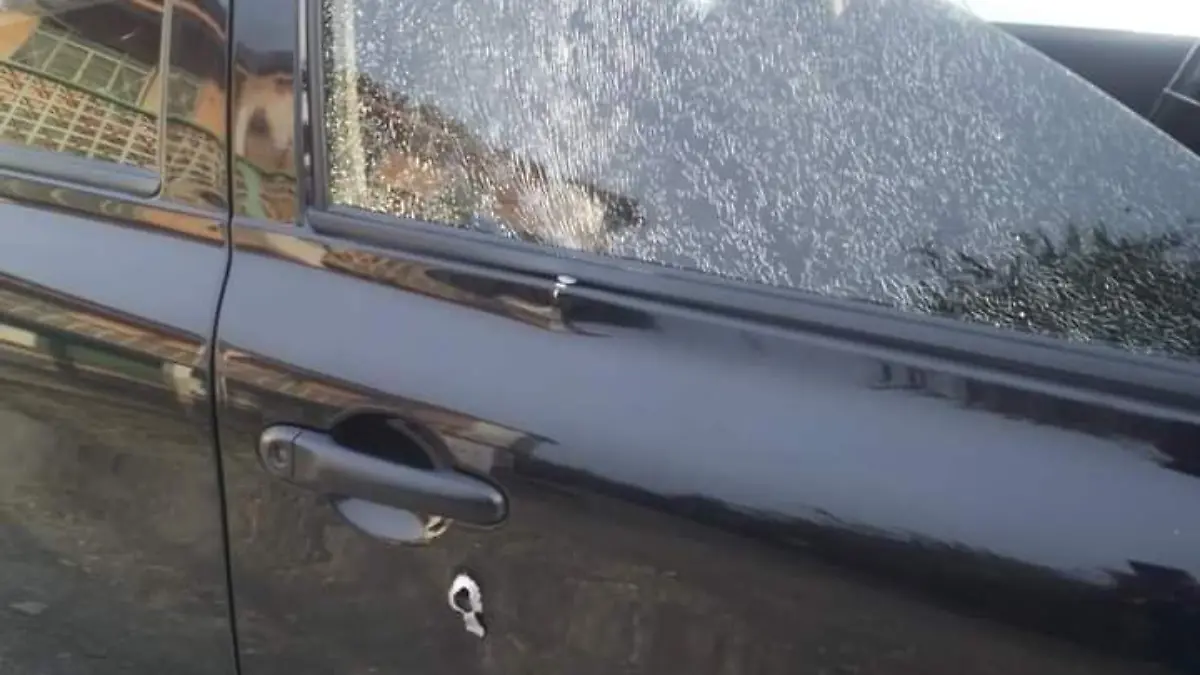 Libra emboscada líder de opositores en Coyomeapan